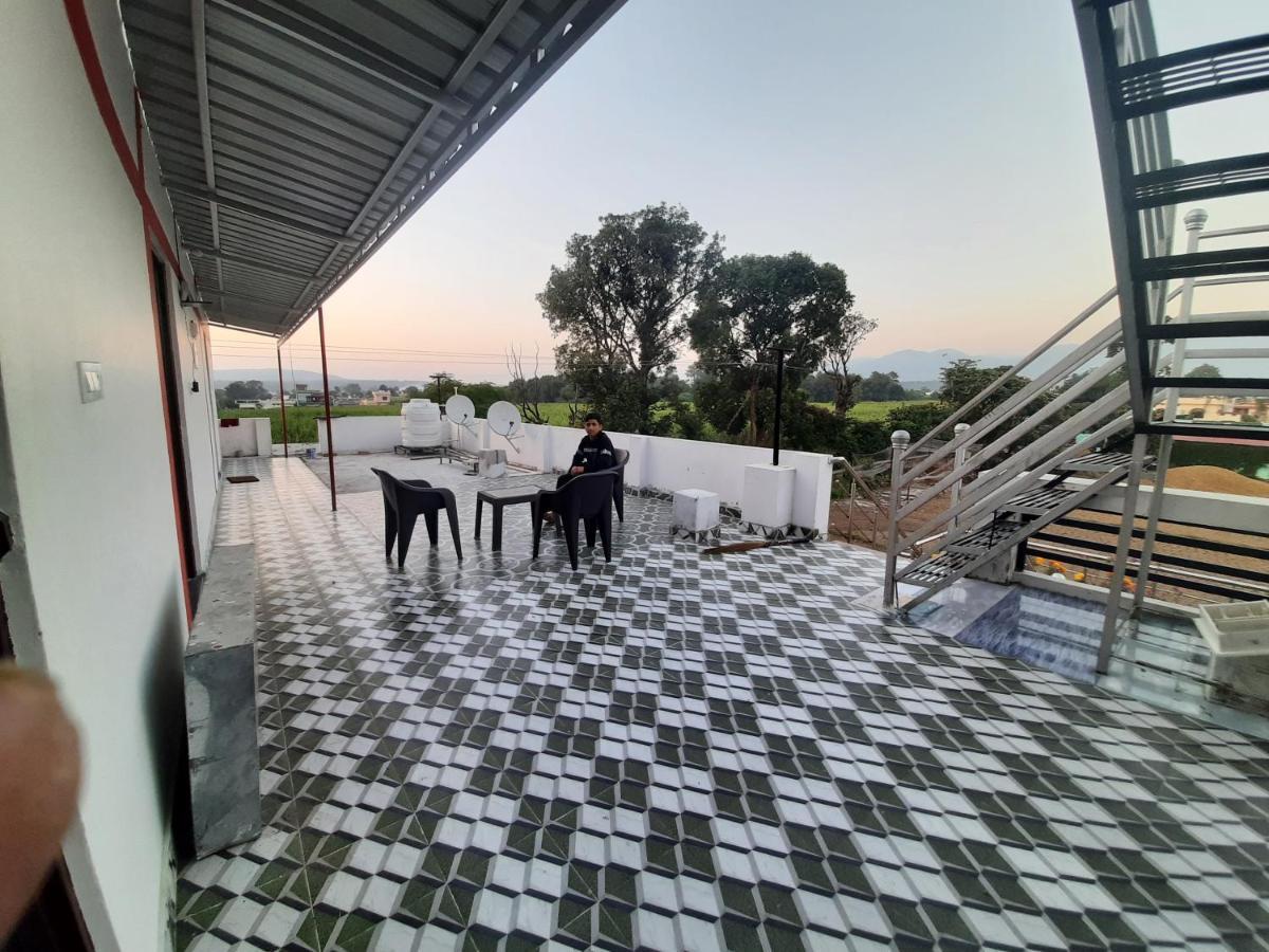Nandini Homestay Dehradun Zewnętrze zdjęcie