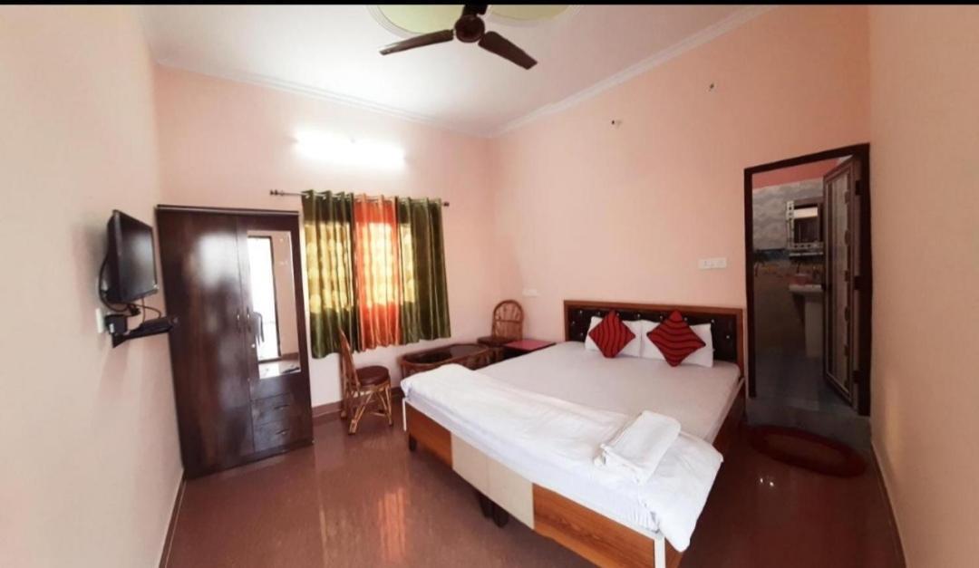 Nandini Homestay Dehradun Zewnętrze zdjęcie
