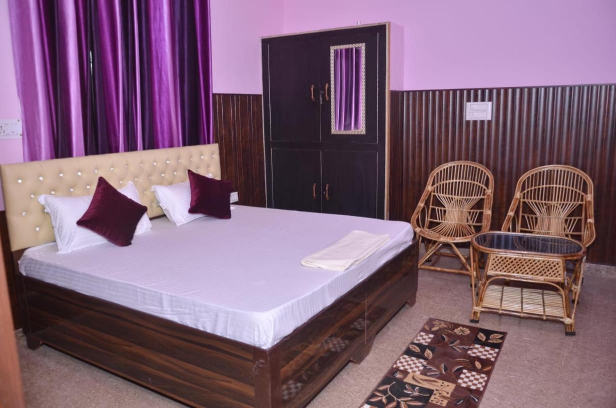 Nandini Homestay Dehradun Zewnętrze zdjęcie